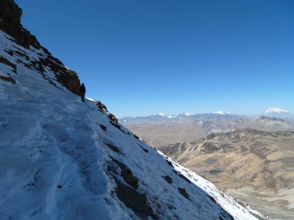 Início da subida de montanha na região do Chacaltaya, na Bolívia